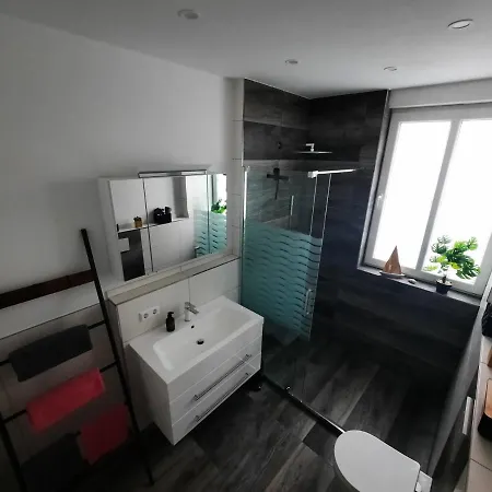 - Zur Alten Waescherei - Zentrumsnah - Garage Inklusiv شتوتغارت