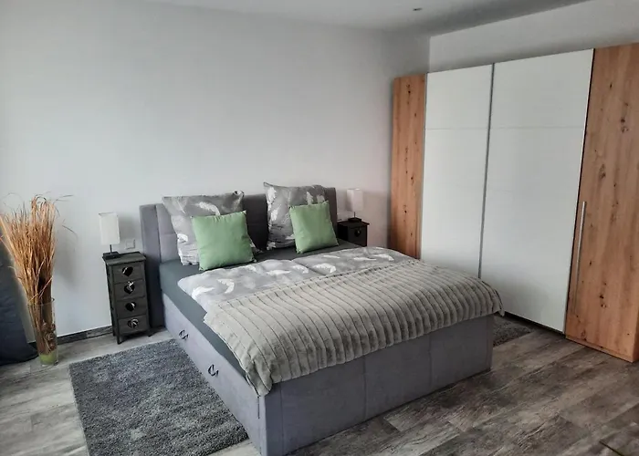 - Zur Alten Waescherei - Zentrumsnah - Garage Inklusiv Апартаменты *