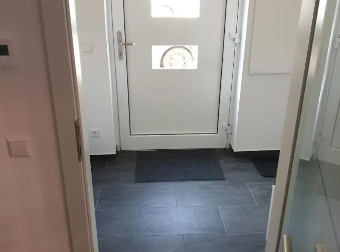 - Zur Alten Waescherei - Zentrumsnah - Garage Inklusiv Апартаменты Штутгарт