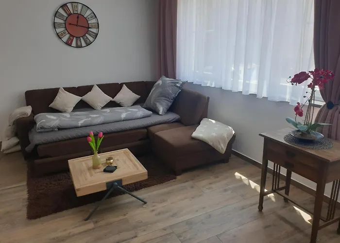 - Zur Alten Waescherei - Zentrumsnah - Garage Inklusiv Апартаменты Штутгарт