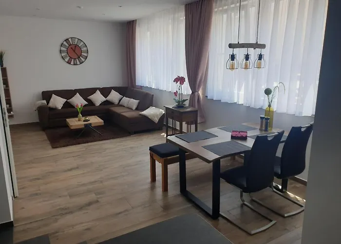 - Zur Alten Waescherei - Zentrumsnah - Garage Inklusiv Апартаменты Штутгарт