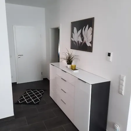 - Zur Alten Waescherei - Zentrumsnah - Garage Inklusiv Апартаменты *