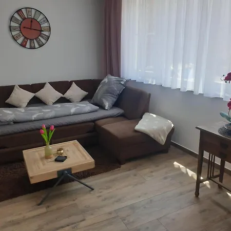 - Zur Alten Waescherei - Zentrumsnah - Garage Inklusiv Апартаменты Штутгарт